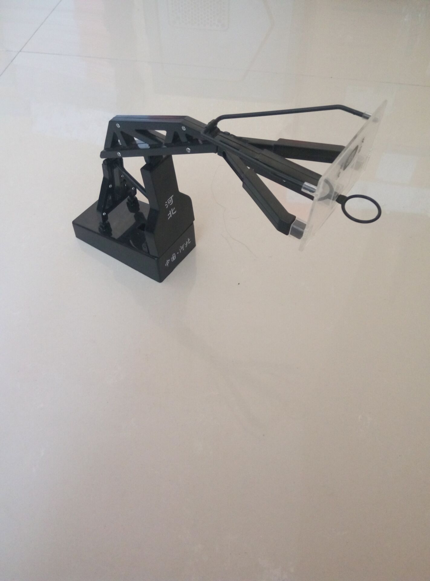 籃球架廠家，電動(dòng)液壓籃球架